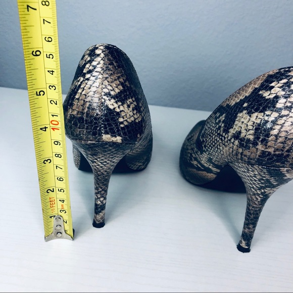 Mossimo Snakeskin Slip On Pointed Toe Heels Sz 8 - Picture 11 of 13